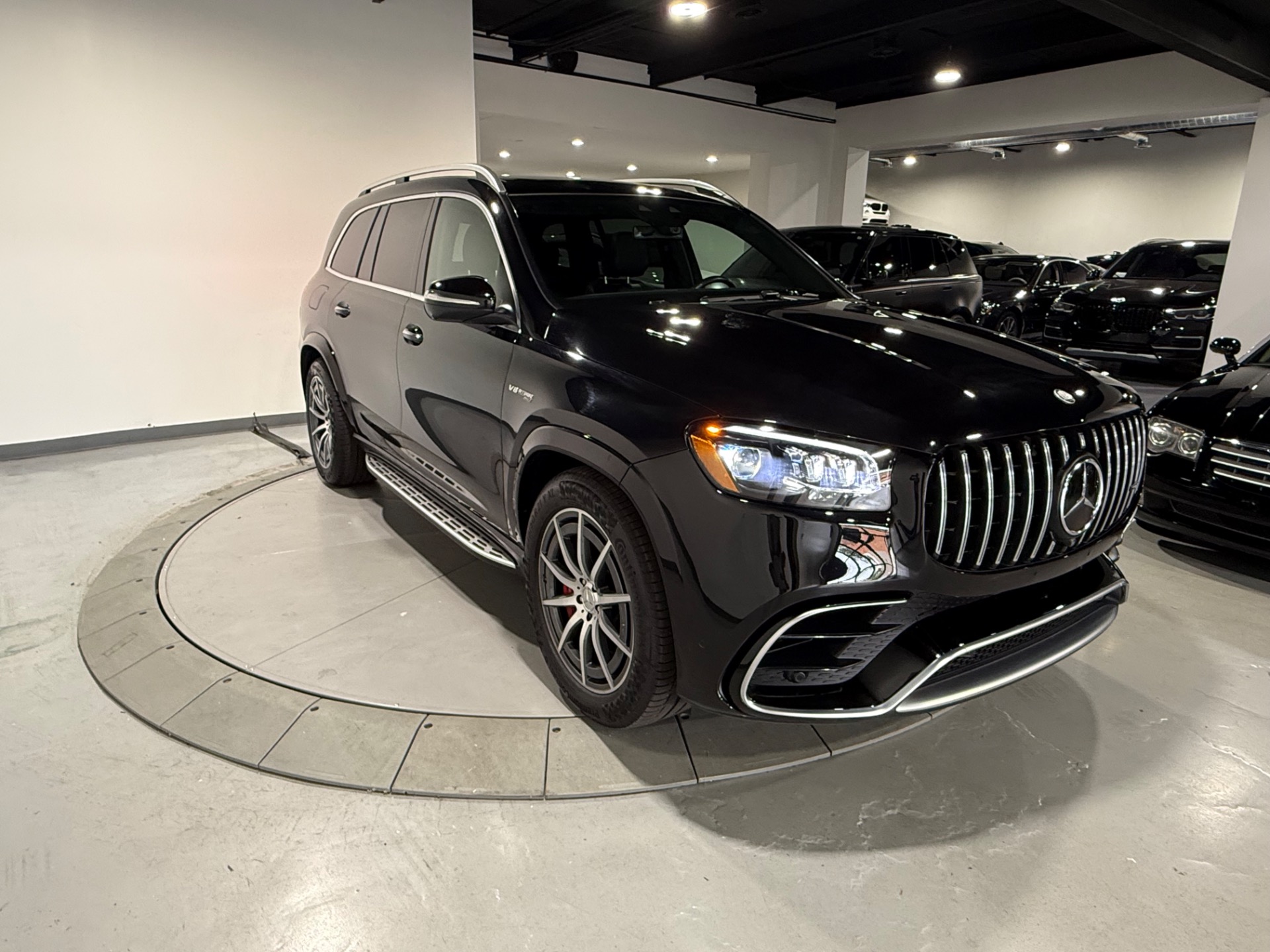 2024 Mercedes-Benz GLS AMG GLS 63 - Photo 7
