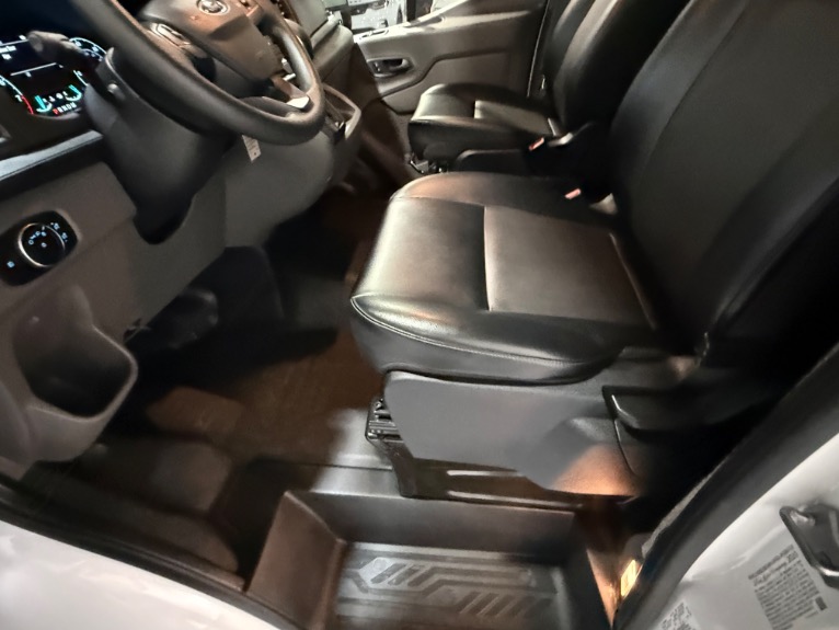 2020 Ford Transit Passenger Van XL - Photo 63