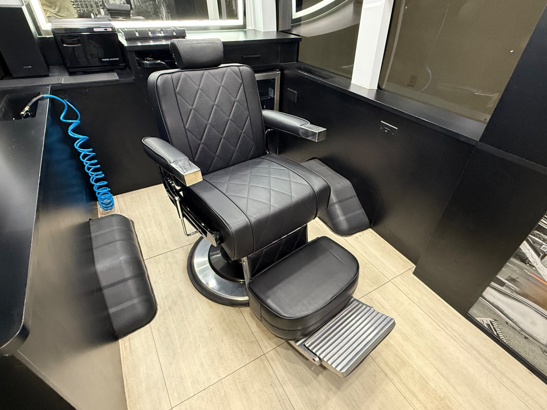 2020 Ford Transit Passenger Van XL - Photo 37