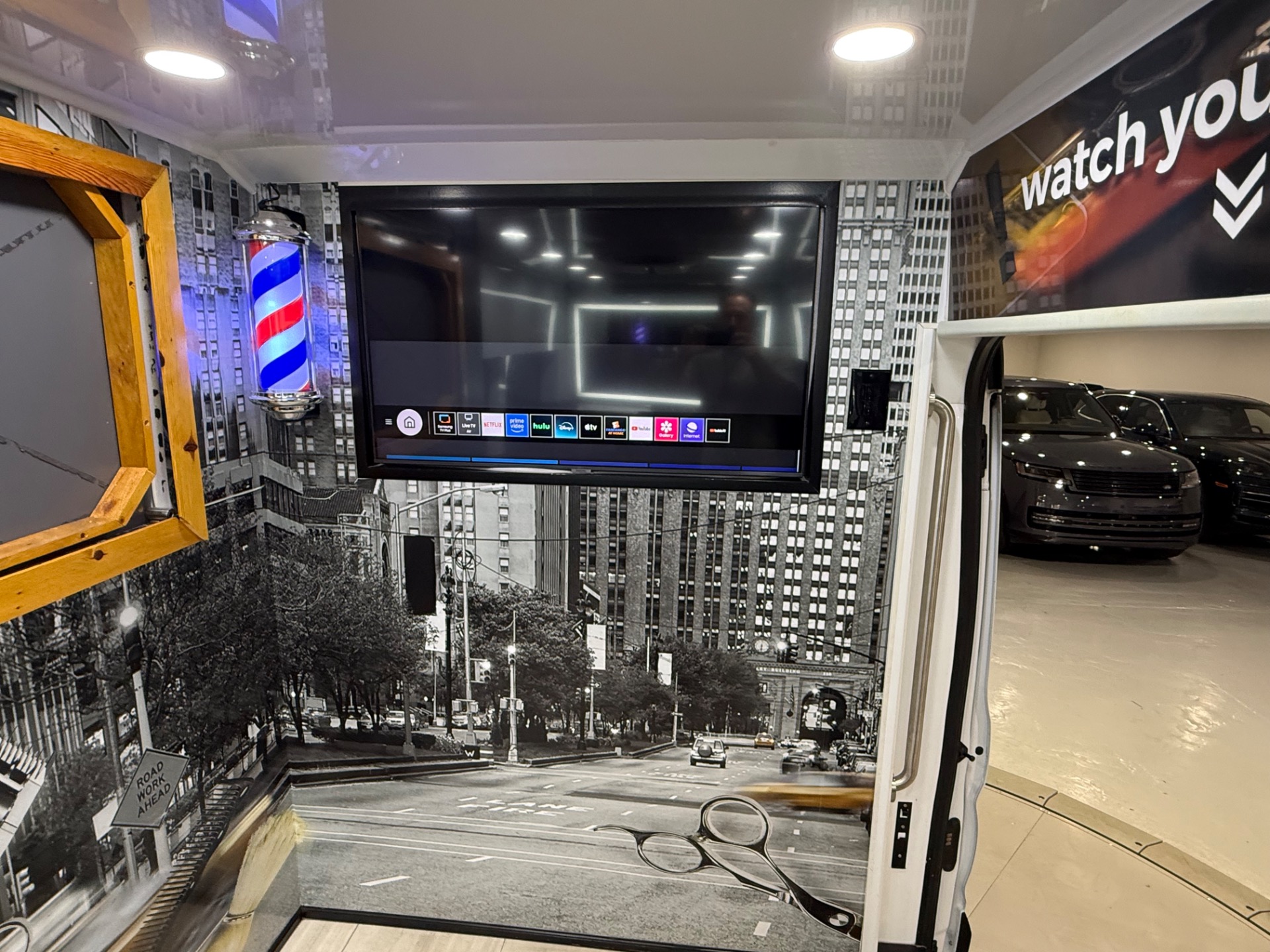 2020 Ford Transit Passenger Van XL - Photo 41