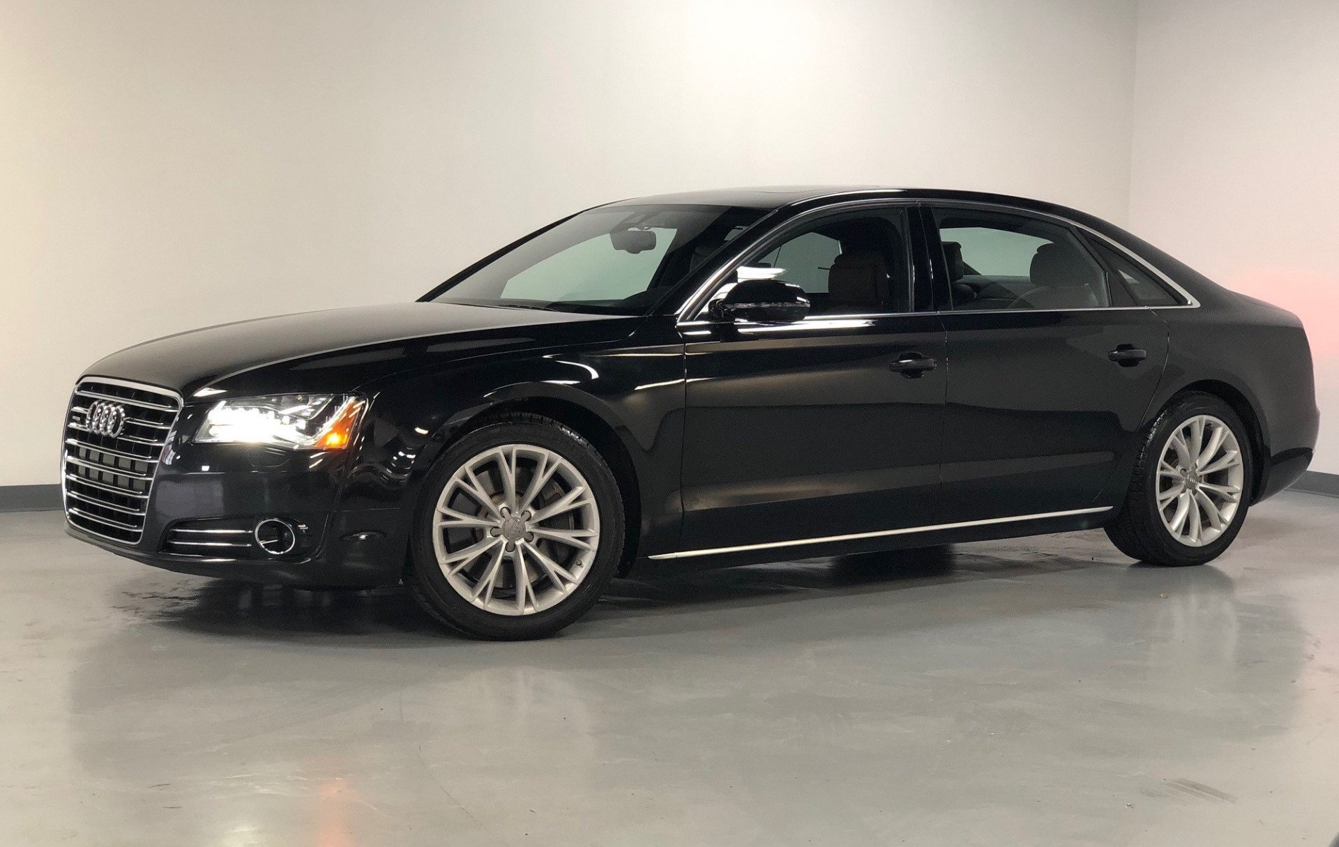 Car Audi A8 4 2 Quattro Limousine Luxury Approx S Model Year