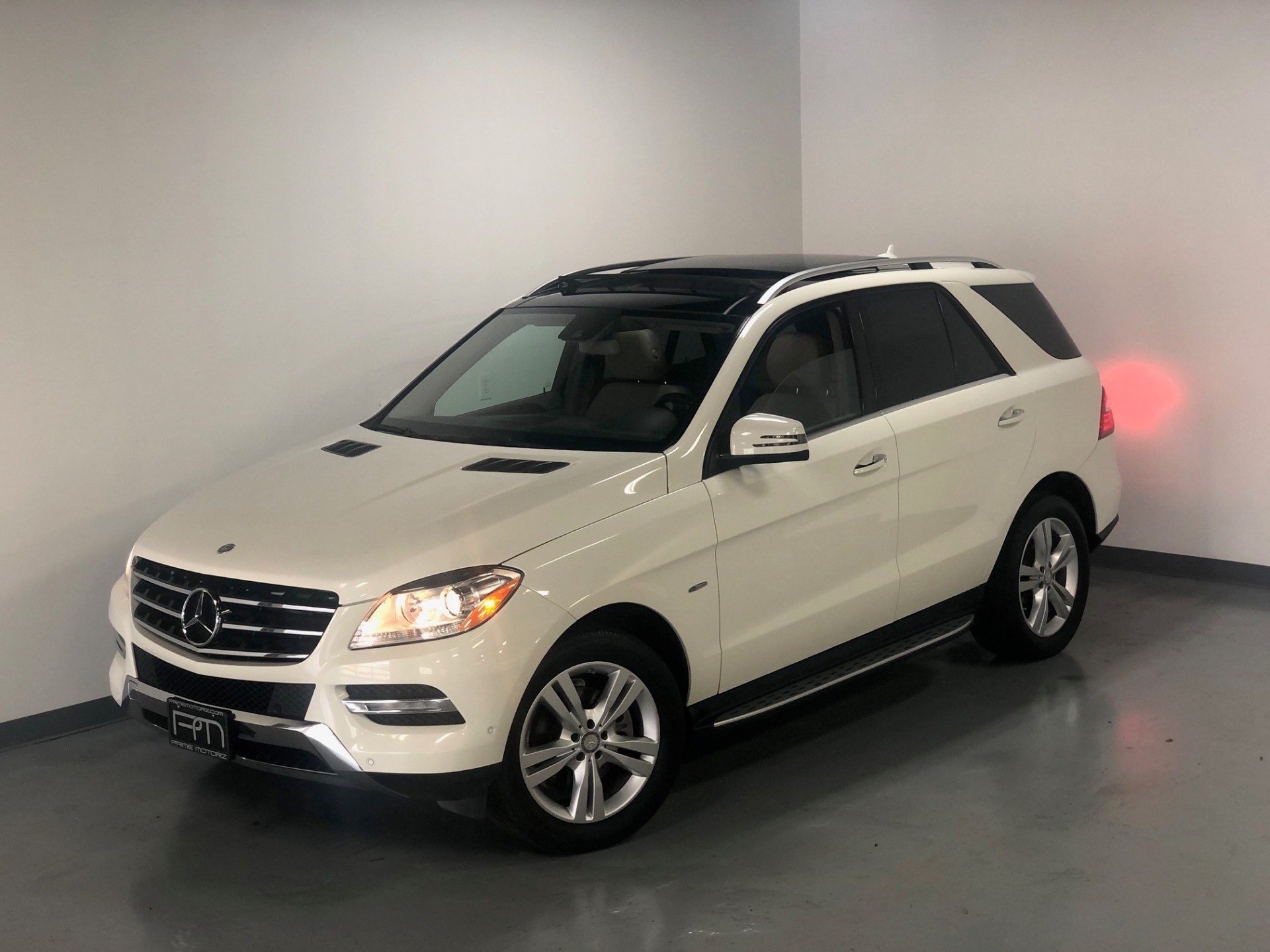 Used 2012 Arctic White Mercedes-Benz M-Class ML350 AWD ML
