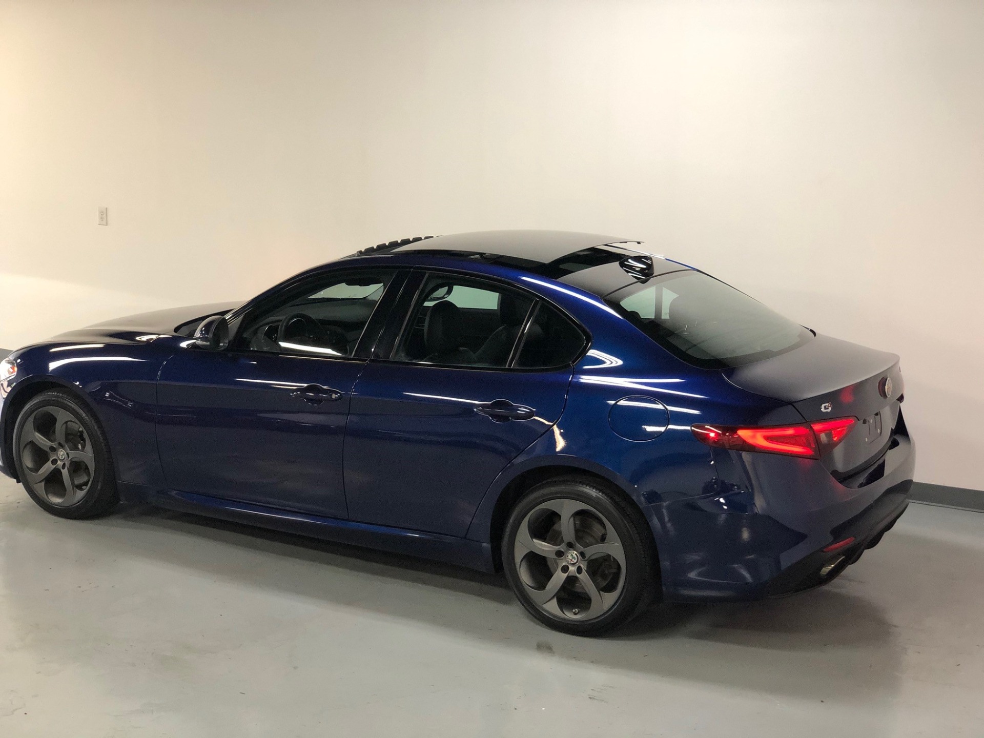 Used 2017 Montecarlo Blue Metallic Alfa Romeo Giulia S Q4 AWD SPORT For ...