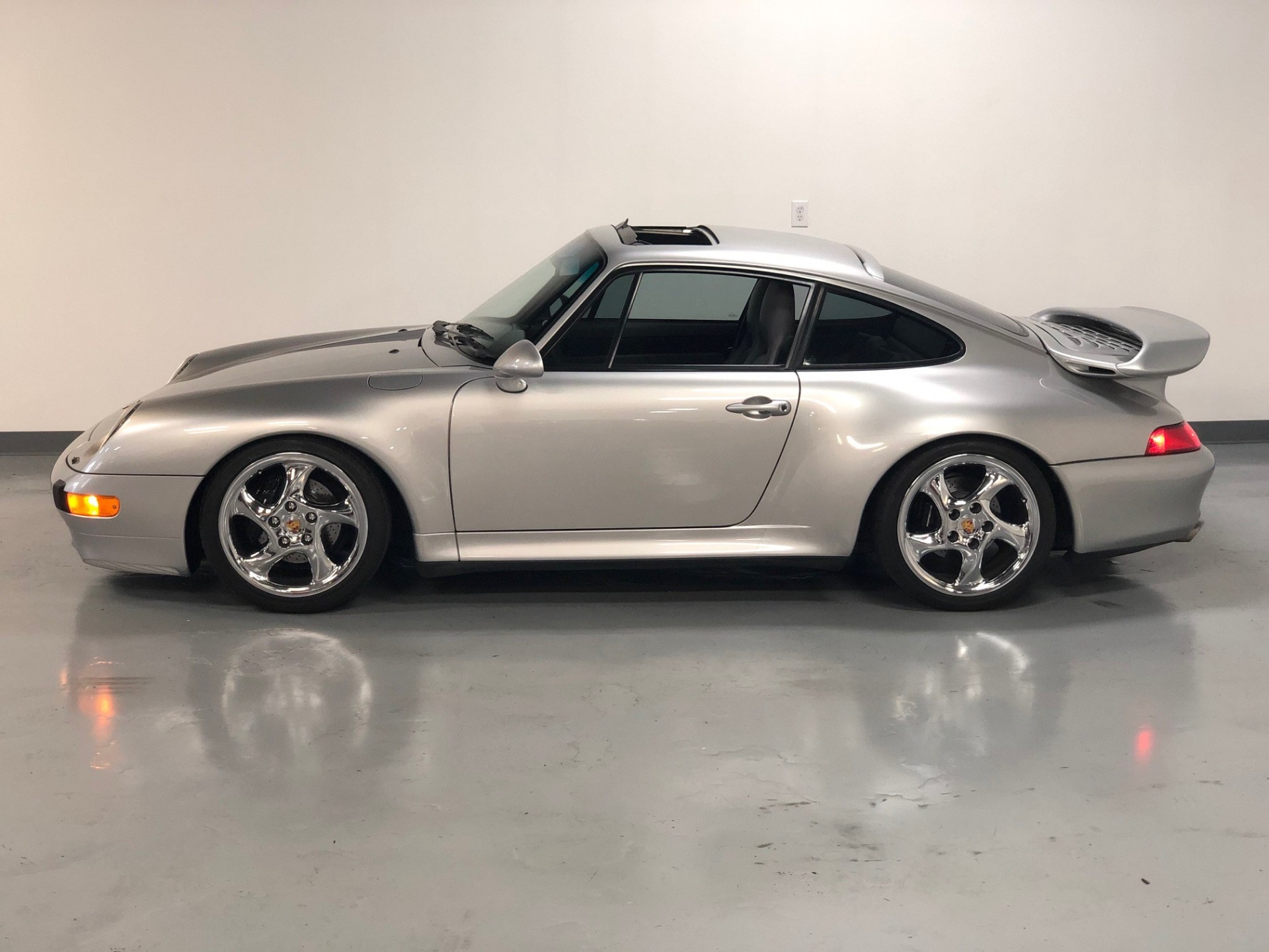 Used 1997 Polar Silver Metallic Porsche 911 CARRERA S Carrera S For Sale  (Sold) | Prime Motorz Stock #2865