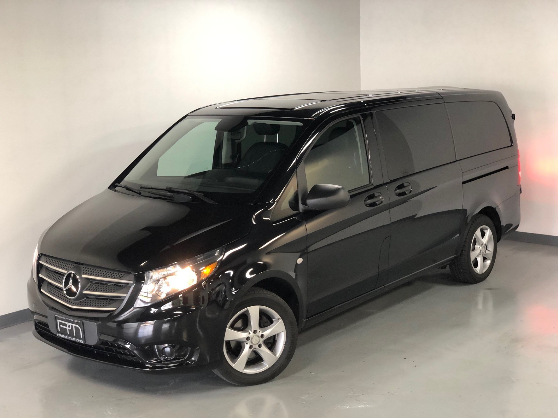 2018 mercedes metris