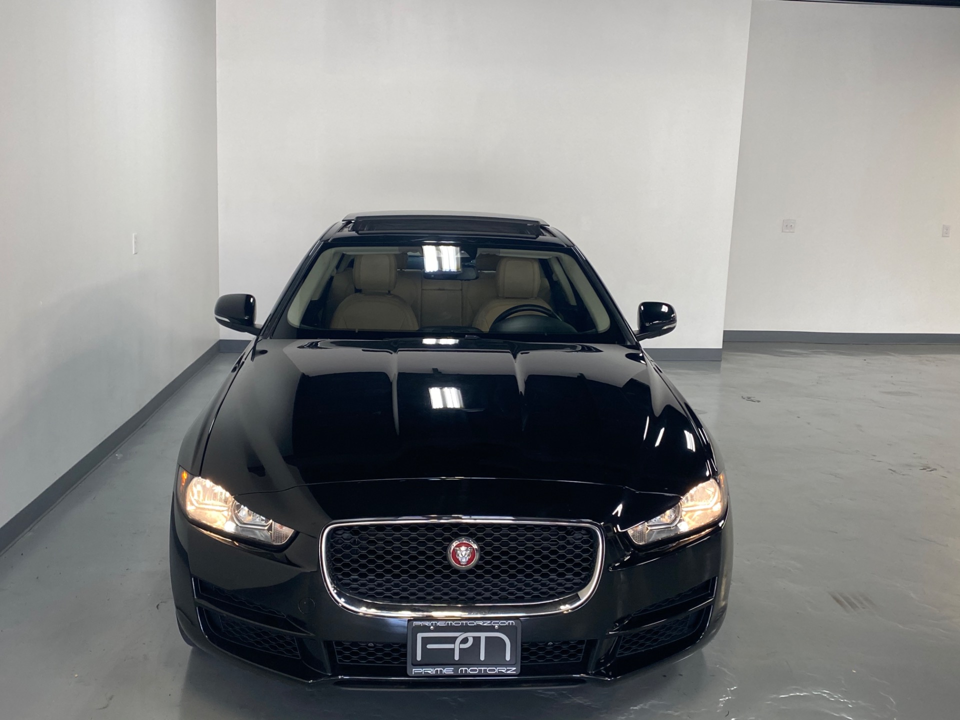 Used 2017 Ultimate Black Metallic Jaguar XE PRESTIGE AWD 35t