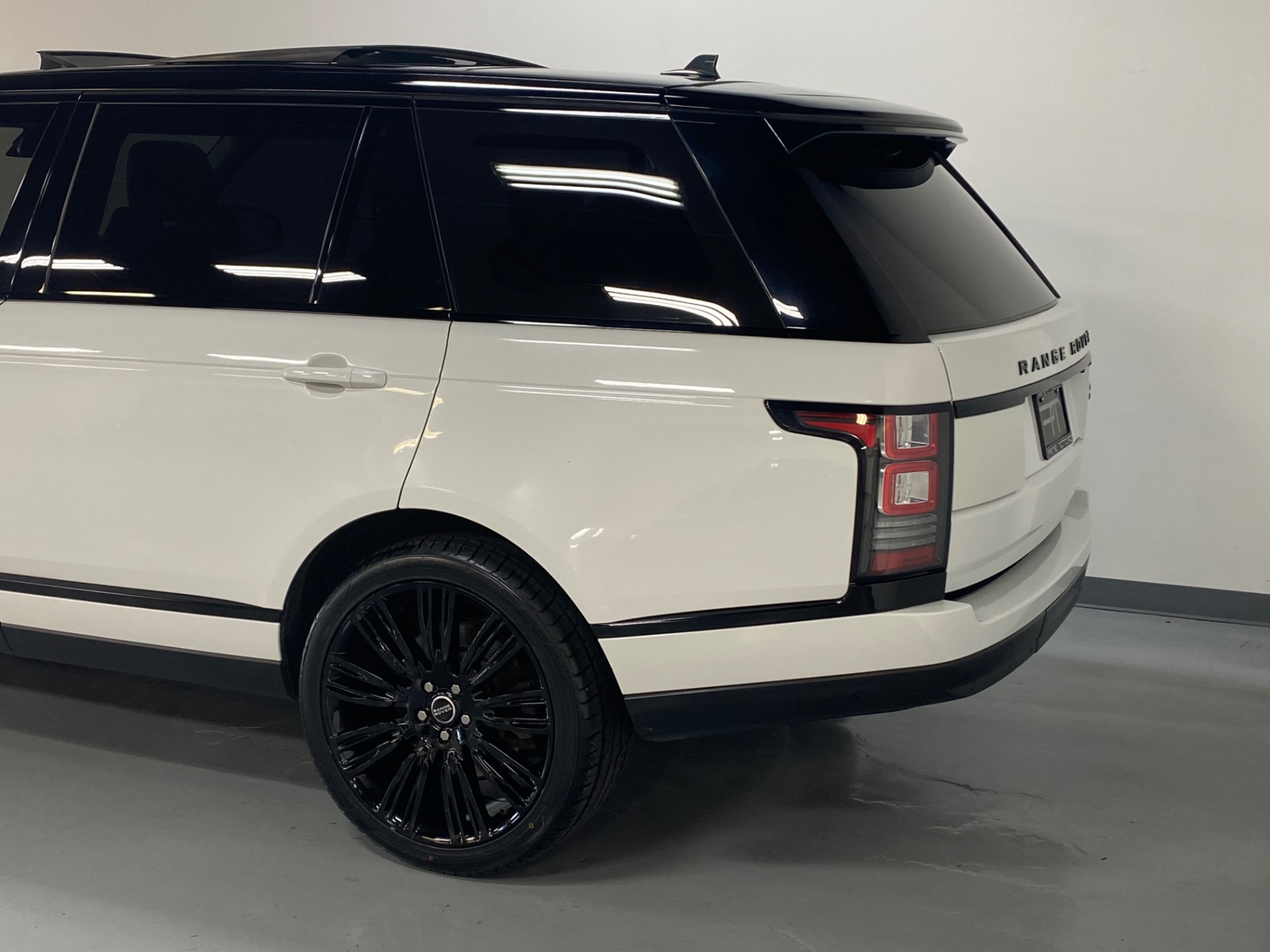Used 2016 Fuji White Land Rover Range Rover V8 S/C LONG WHEEL BASE awd ...