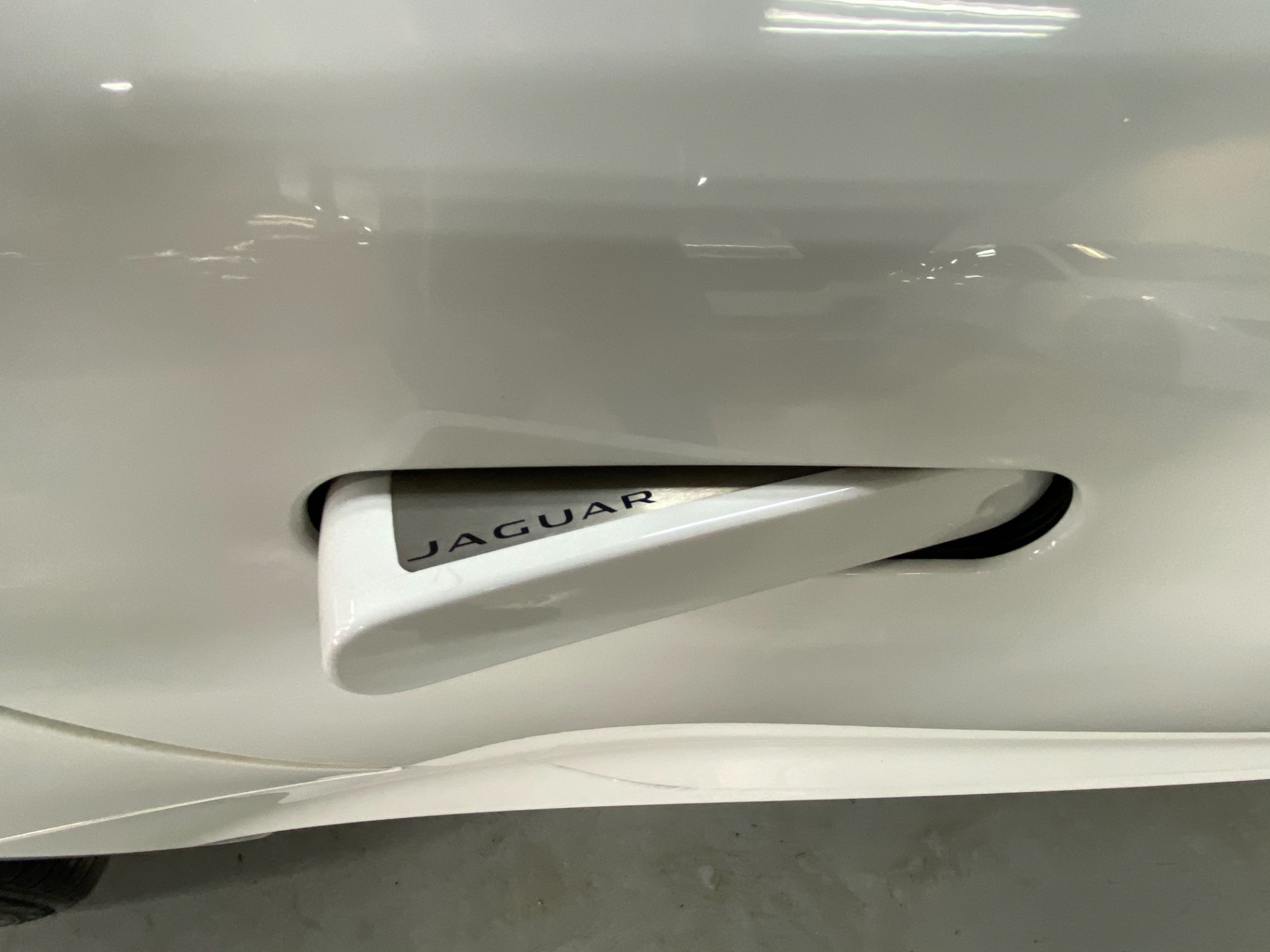 Used 2018 Fuji White Jaguar F-TYPE 2 DOOR COUPE 296HP For Sale
