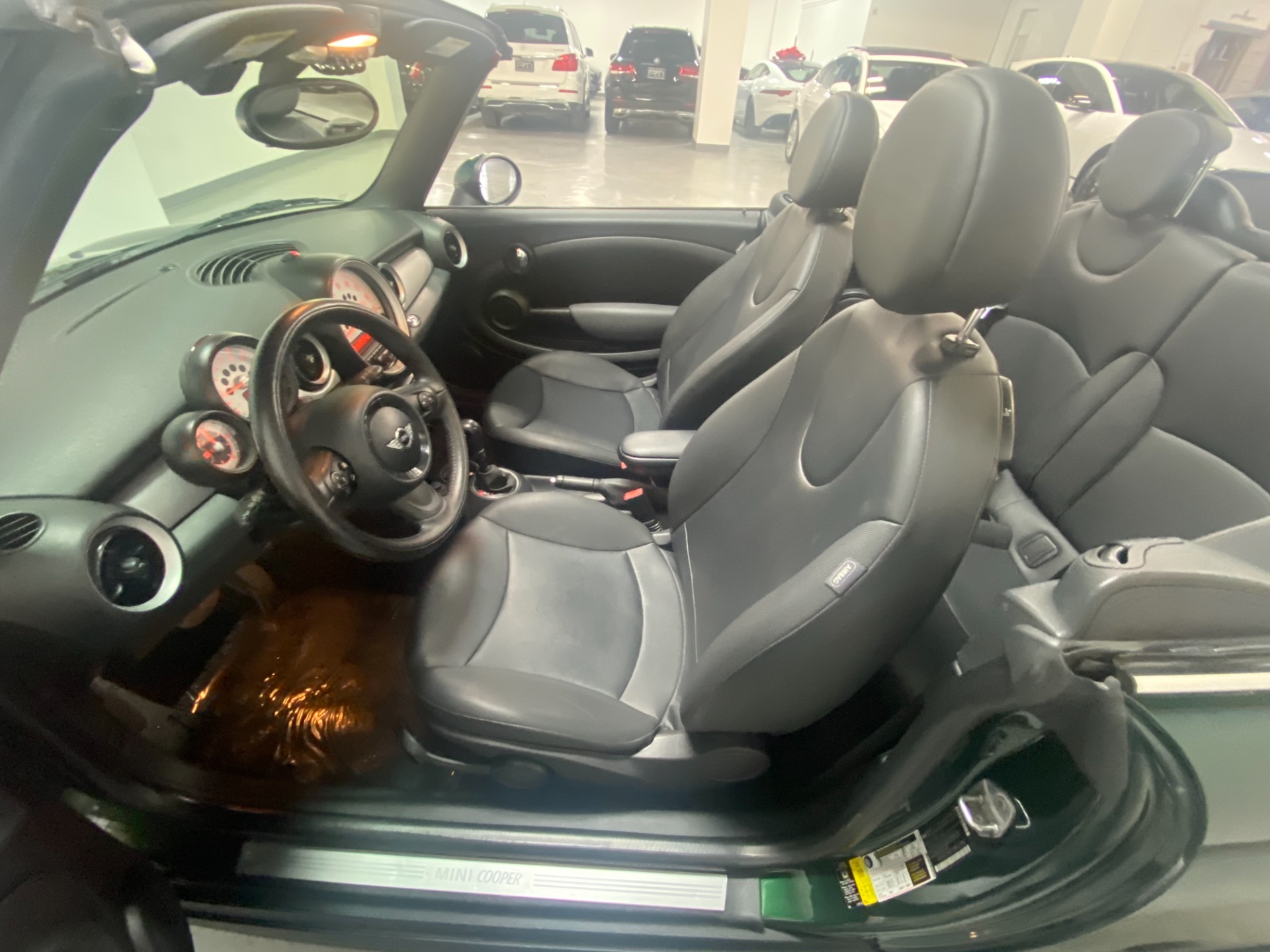 2009年オーストラリアベビーセット Used 2011 British Racing Green II Metallic MINI Cooper 2 DOOR