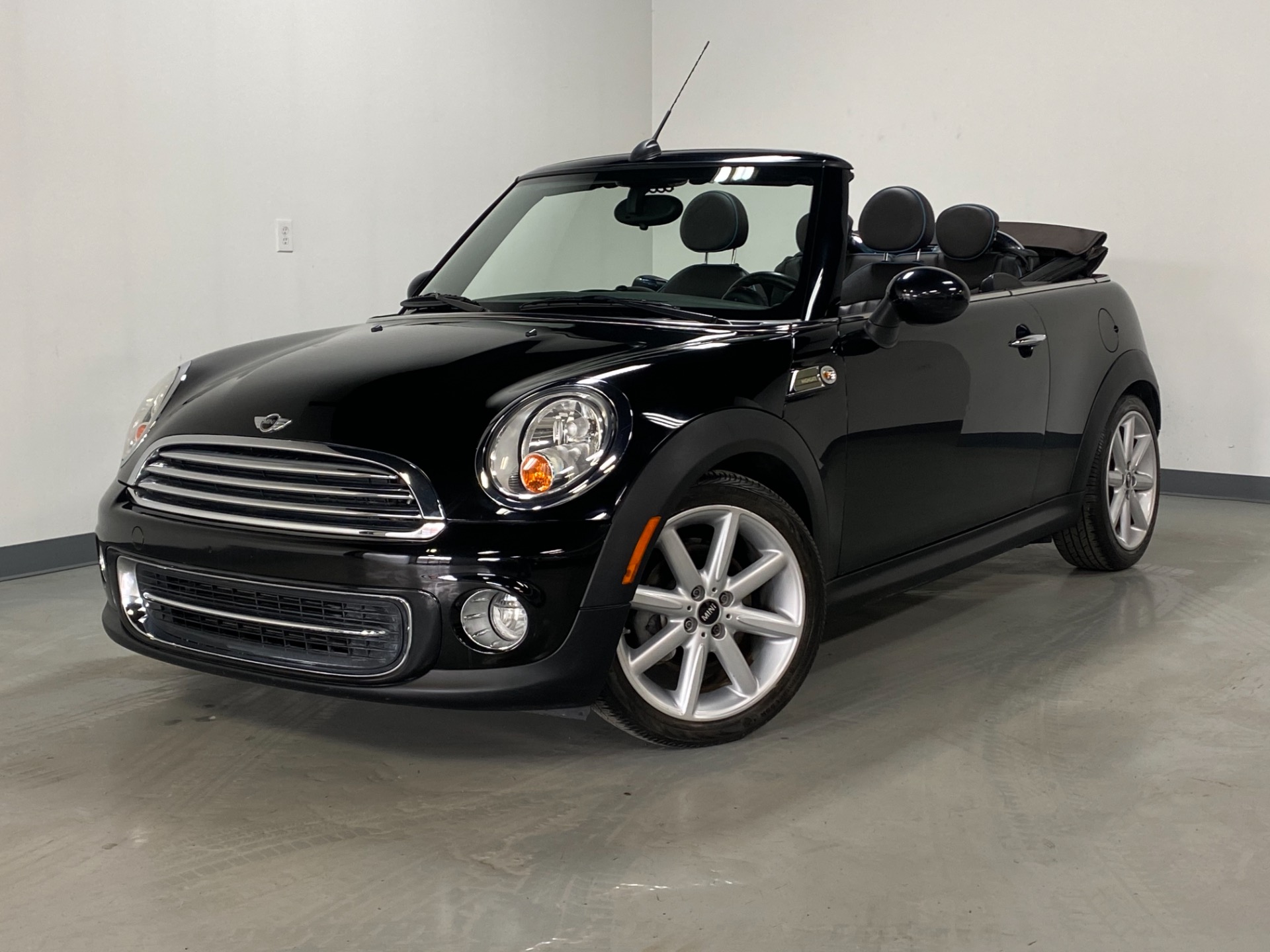 Een zekere Afwijzen Impressionisme Used 2013 Midnight Black Metallic MINI COOPER Convertible 2DR HIGHGATE  EDITION Cooper For Sale (Sold) | Prime Motorz Stock #3205