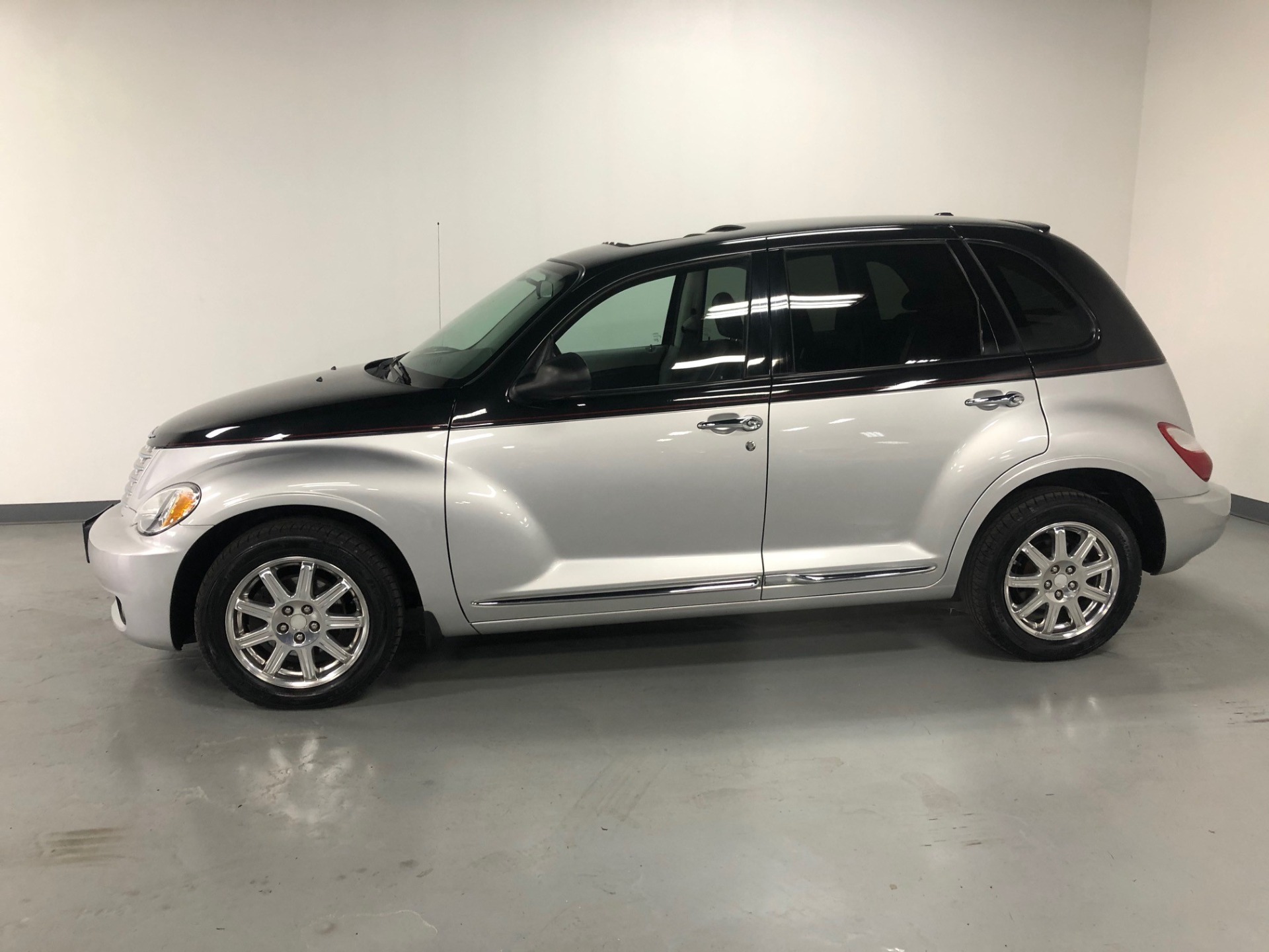 Used 2010 Brilliant Black Crystal Pearl Coat Chrysler PT