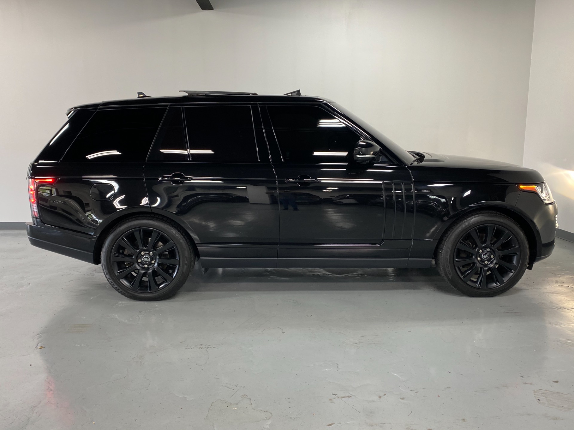 Range Rover 2016 Black Side Used 2016 Santorini Black Metallic Land Rover Range Rover HSE td6 AWD ...