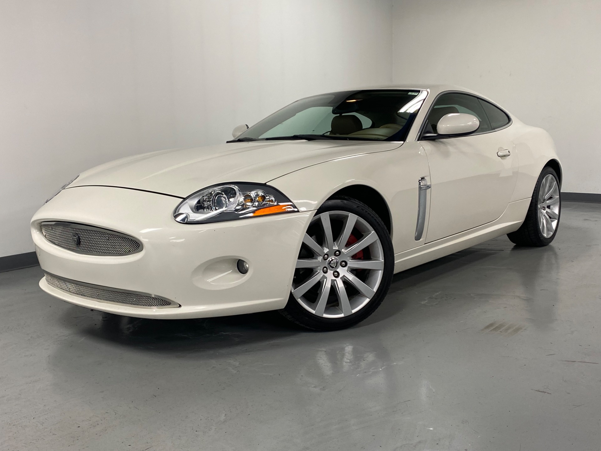 Used 2008 Porcelain Jaguar XK-Series XK 2DR COUPE XK For