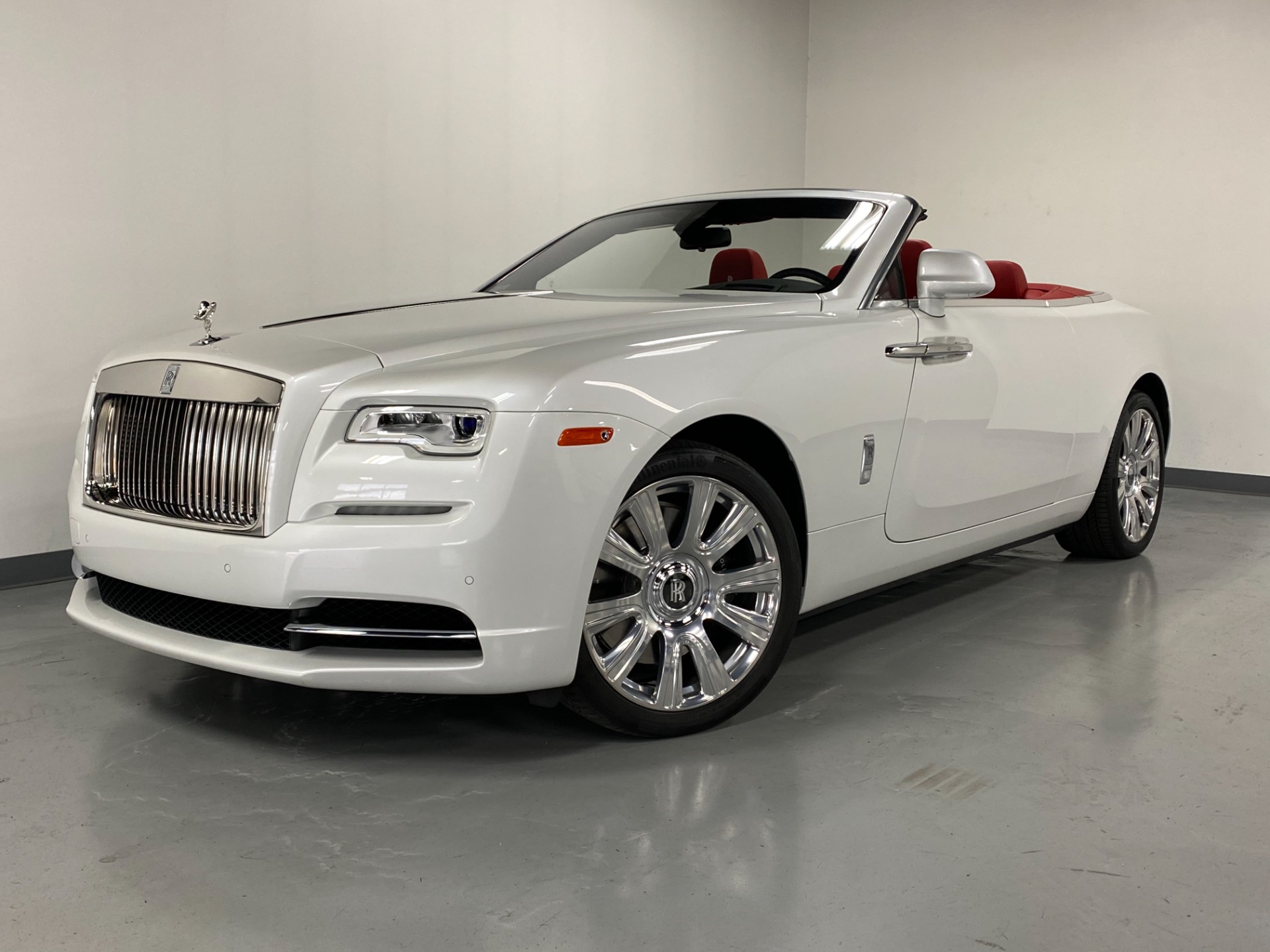 2022 RollsRoyce Dawn Review Price and Specification  CarExpert