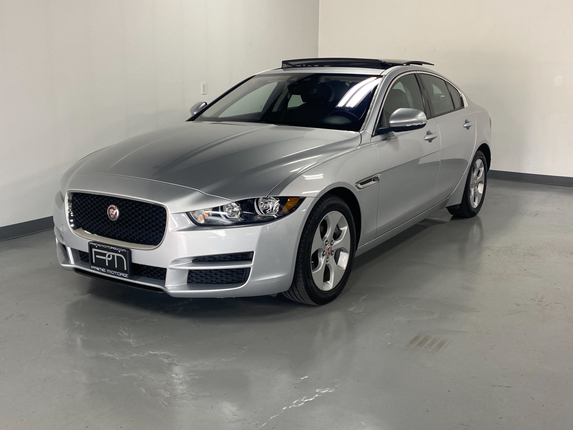 Used 2018 Indus Silver Metallic Jaguar XE 25T awd 25t For Used 2018 Indus Silver Metallic Jaguar XE 25T awd 25t For