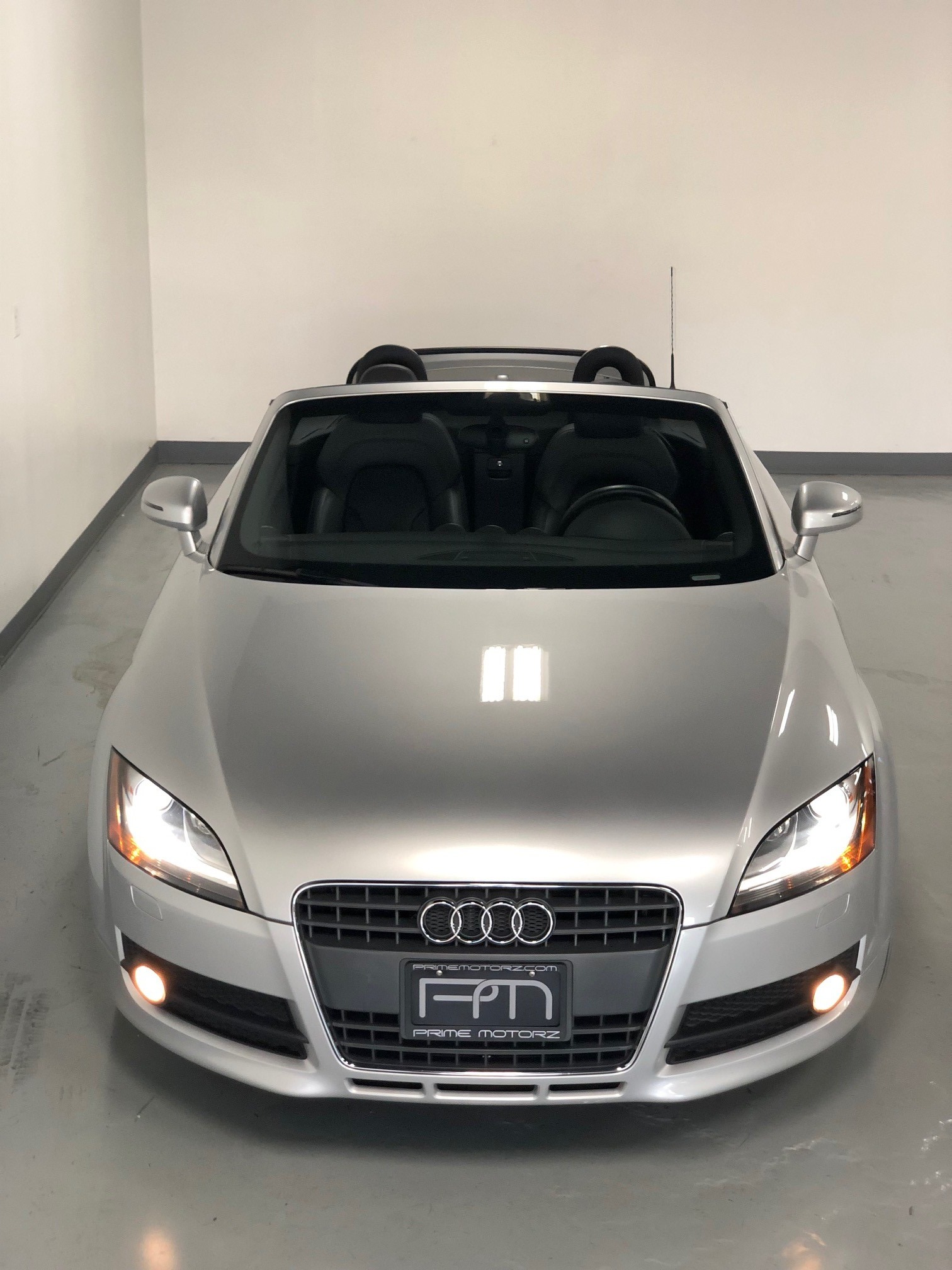 Audi   TT ロードスター　メタル Audi TT Roadster / 2nd generation, released in 2008 - YouTube
