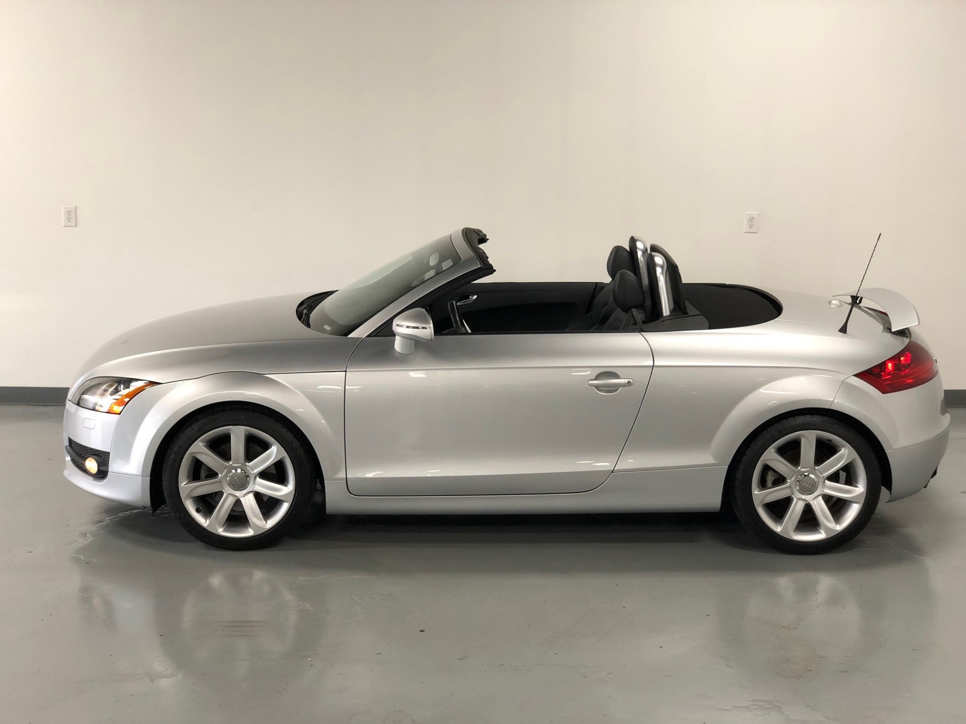 Used 2008 Light Silver Metallic Audi TT CONVERTIBLE 2.0T For